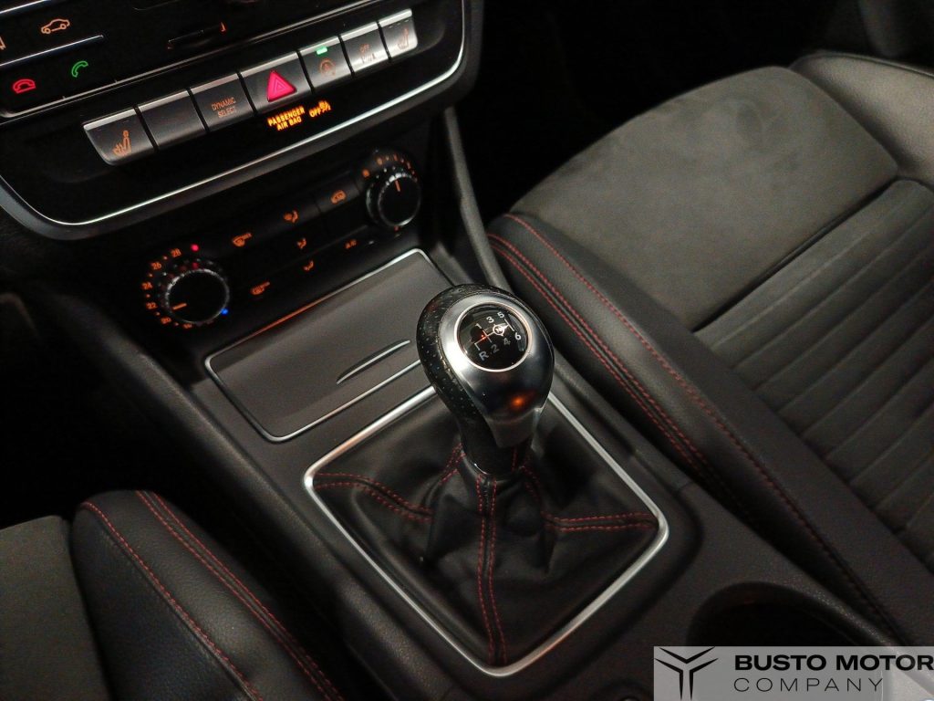 MERCEDES-BENZ CLA 180 180 Executive FL - 15