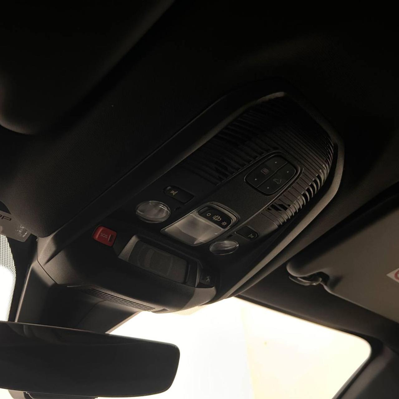 PEUGEOT 3008 Hybrid4 300 e-EAT8 GT Pack TETTO APRIBILE - 32