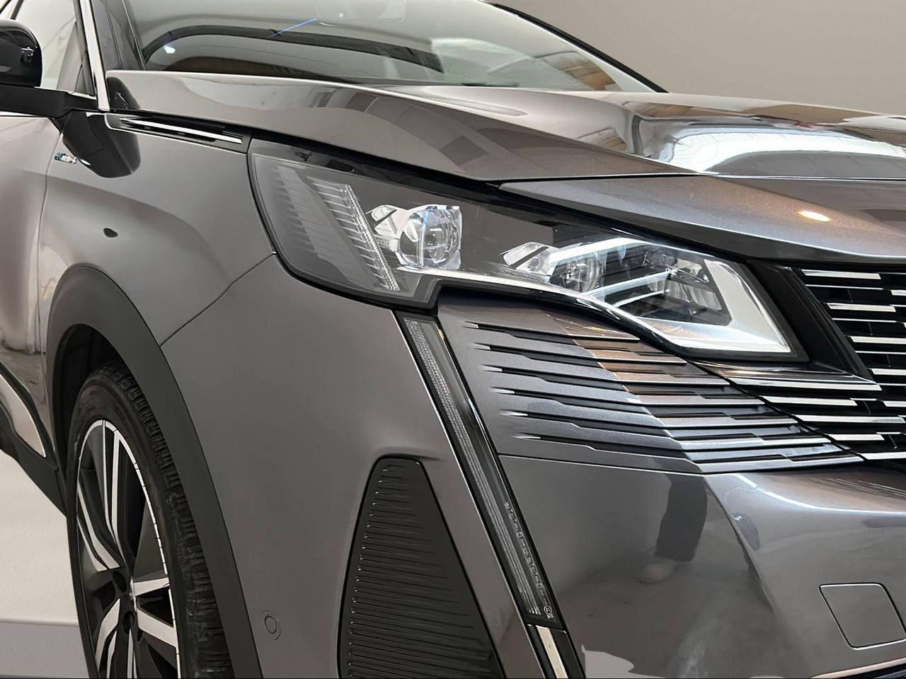 PEUGEOT 3008 Hybrid4 300 e-EAT8 GT Pack TETTO APRIBILE - 39