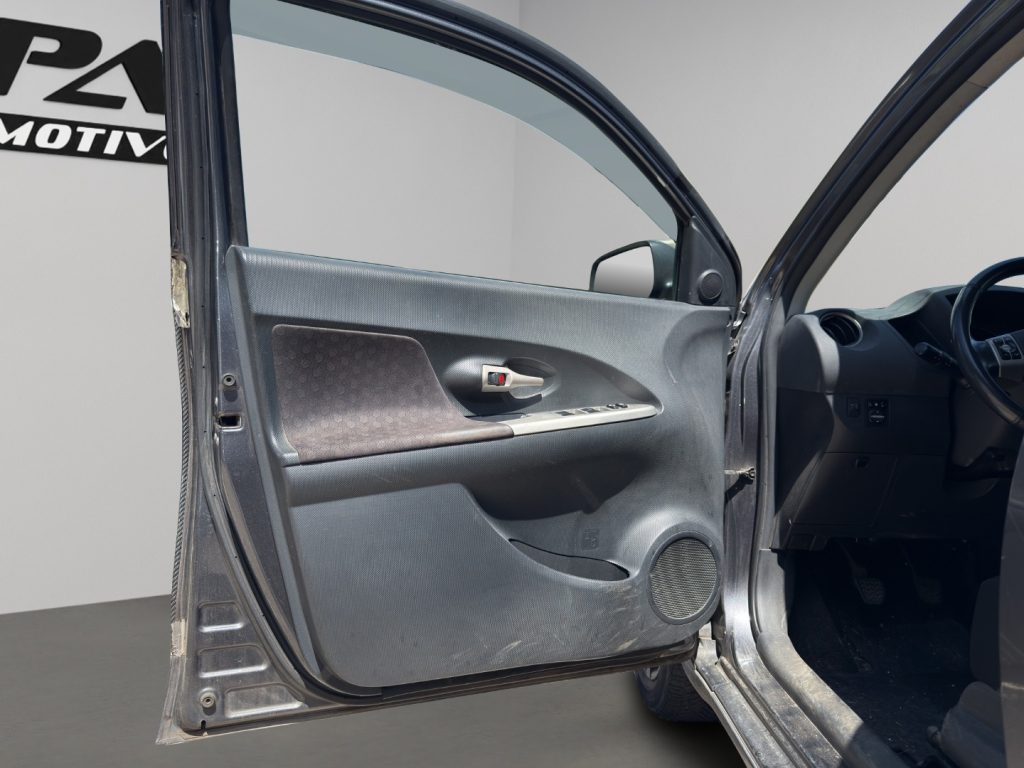 TOYOTA Urban Cruiser 1.4 D-4D AWD Luxury - 11