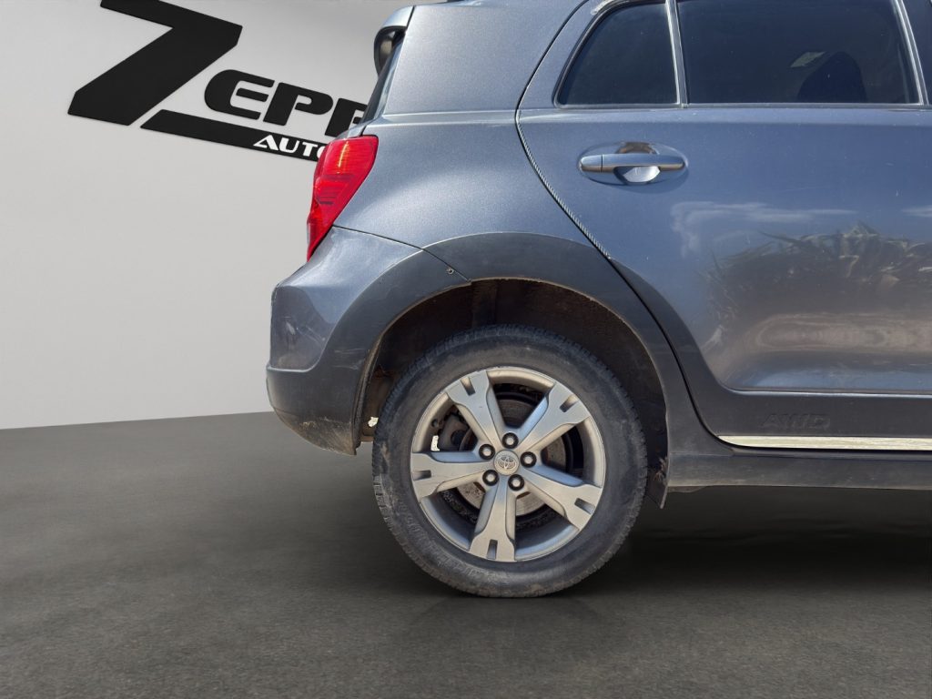 TOYOTA Urban Cruiser 1.4 D-4D AWD Luxury - 24