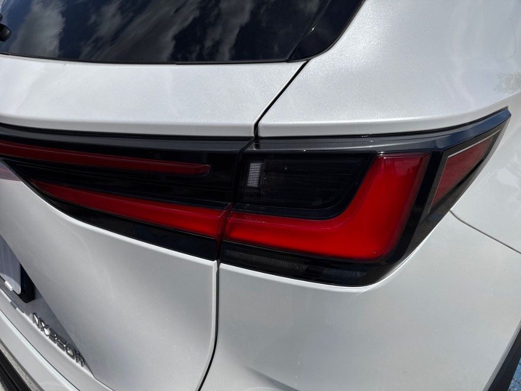 LEXUS NX 350h Hybrid 4WD Premium 244cv e-cvt - 7