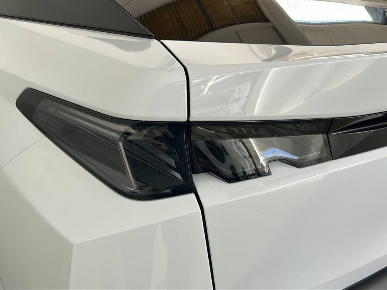 PEUGEOT e-3008 motore elettrico (73kWh) 210 CV GT - 34