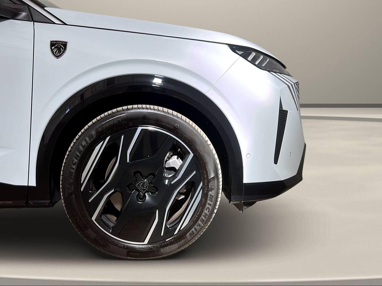 PEUGEOT e-3008 motore elettrico (73kWh) 210 CV GT - 41