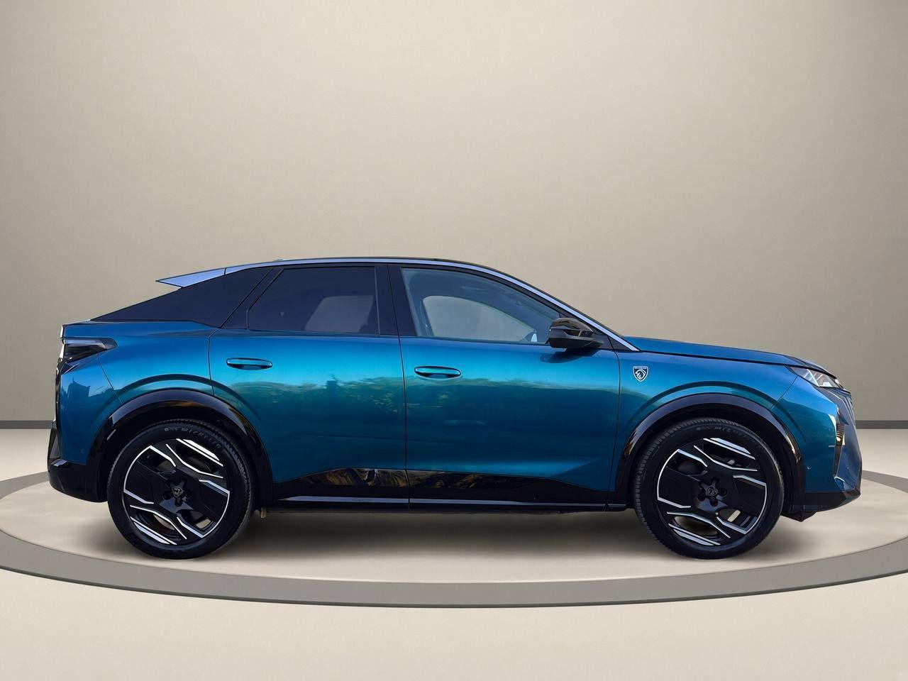 PEUGEOT e-3008 motore elettrico (73kWh) 210 CV GT - 4
