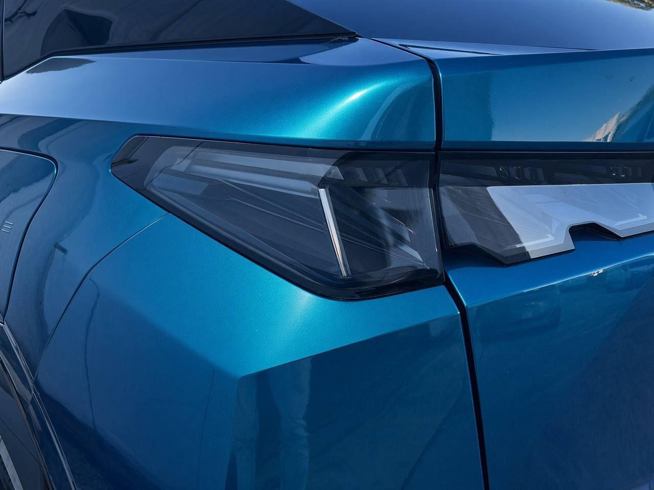 PEUGEOT e-3008 motore elettrico (73kWh) 210 CV GT - 31