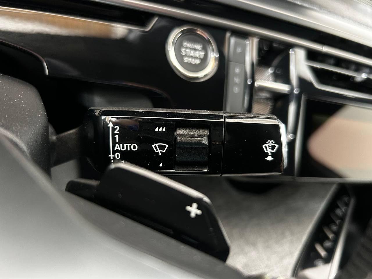 PEUGEOT e-3008 motore elettrico (73kWh) 210 CV GT - 17