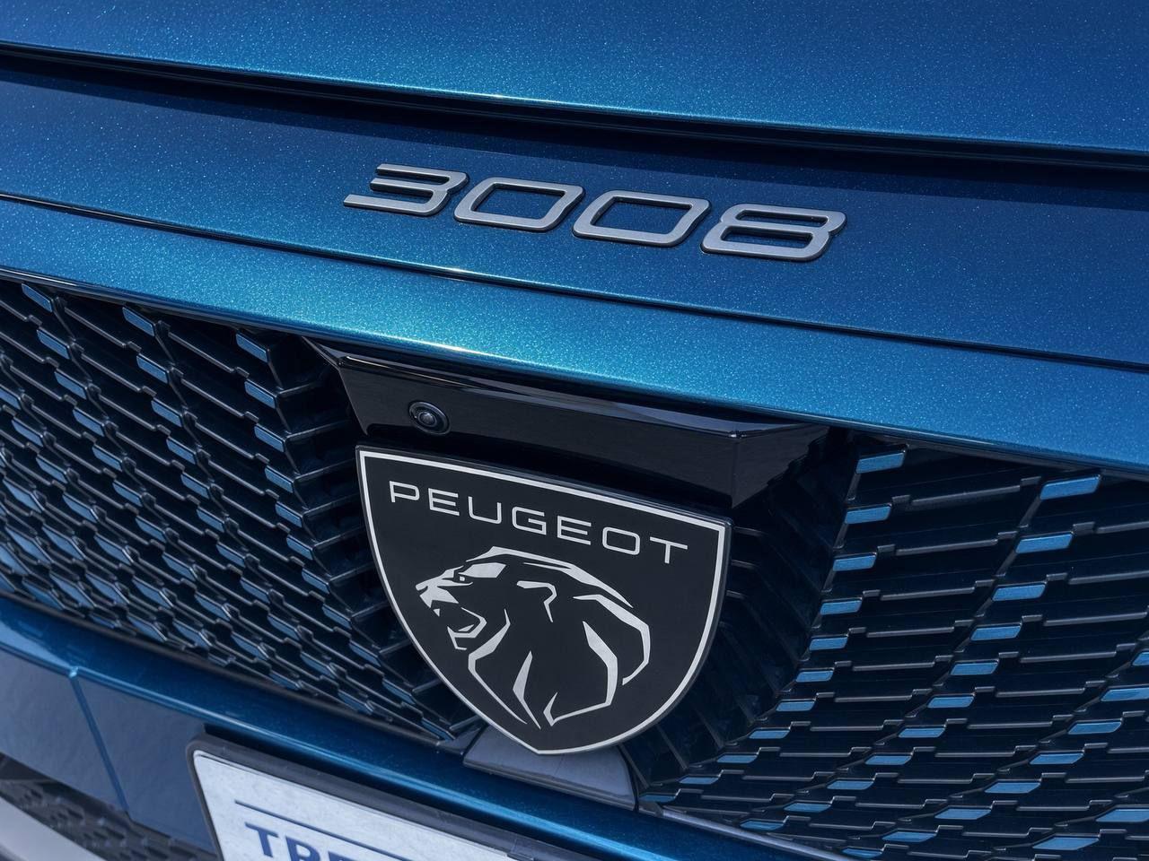 PEUGEOT e-3008 motore elettrico (73kWh) 210 CV GT - 32