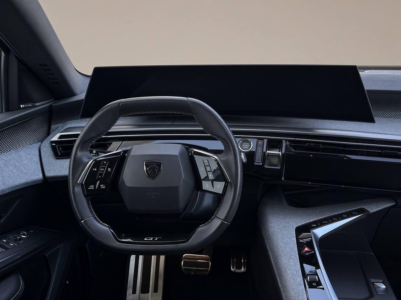 PEUGEOT e-3008 motore elettrico (73kWh) 210 CV GT - 14
