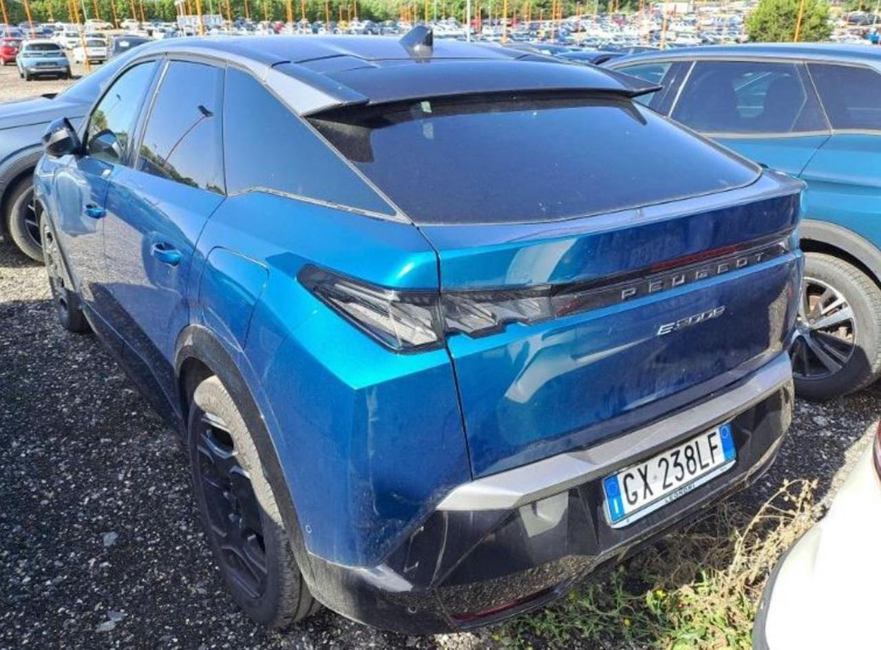 PEUGEOT e-3008 motore elettrico (73kWh) 210 CV GT - 6