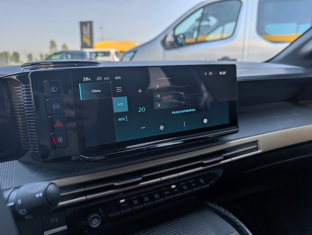 LANCIA Ypsilon Hybrid e-DCT LX - OK NEOPATENTATI - 15