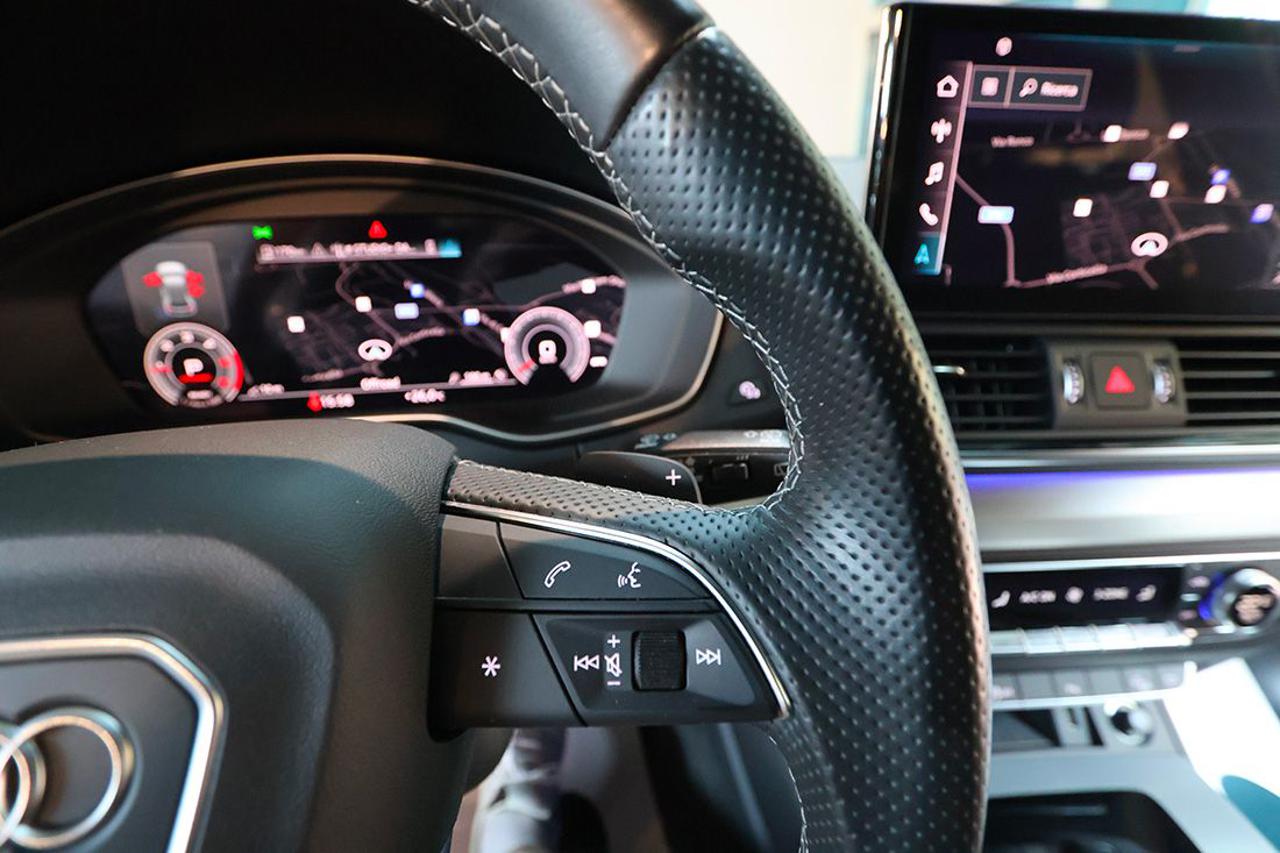 AUDI Q5 40 TDI Quattro S-Tronic S-Line Plus - 22