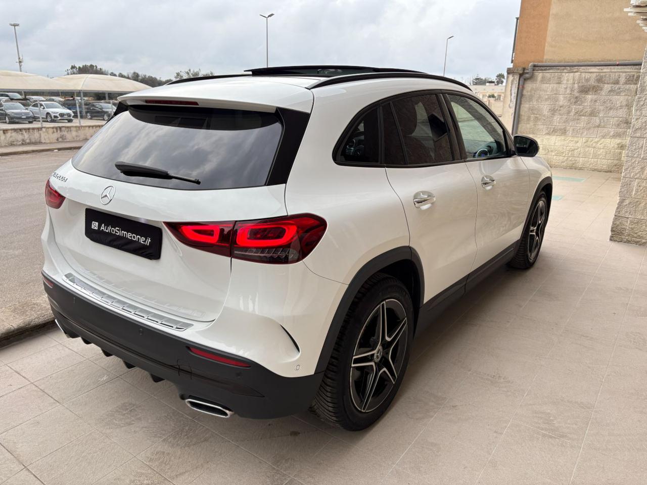 MERCEDES-BENZ GLA 200 d Automatic Premium Amg TETTO-PACK NIGHT - 5
