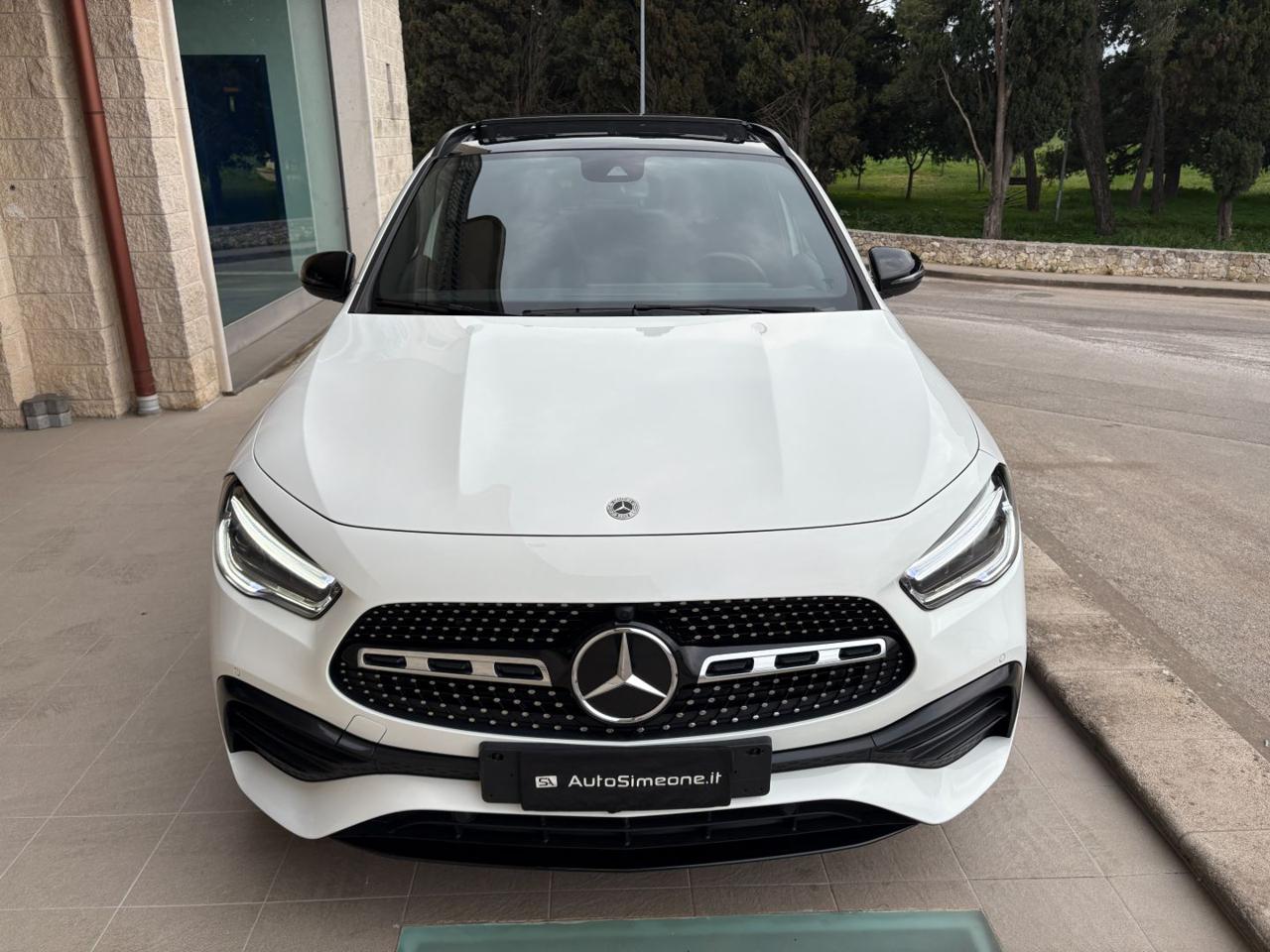 MERCEDES-BENZ GLA 200 d Automatic Premium Amg TETTO-PACK NIGHT - 2