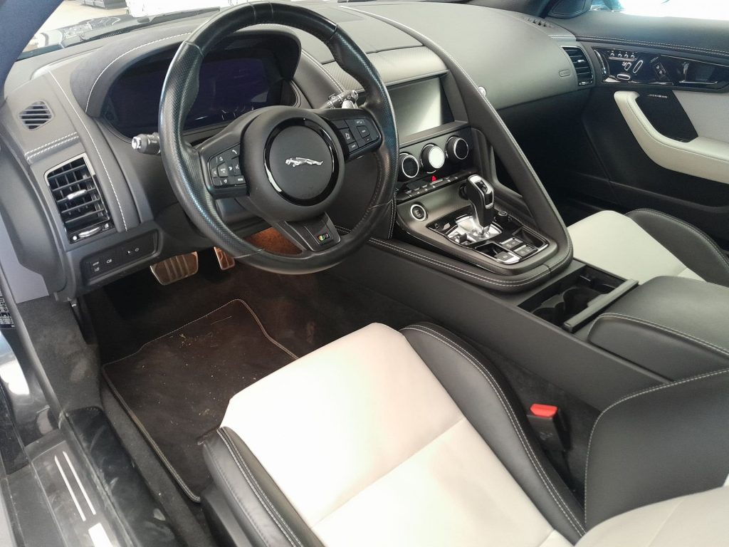 JAGUAR F-Type 5.0 P575CV AWD AUTO R - 9