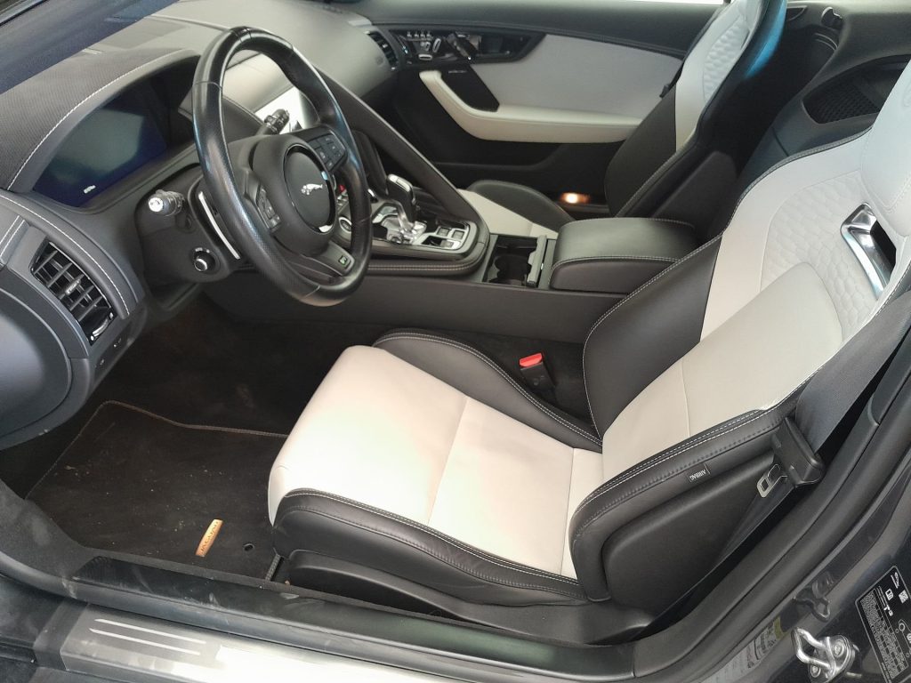 JAGUAR F-Type 5.0 P575CV AWD AUTO R - 10