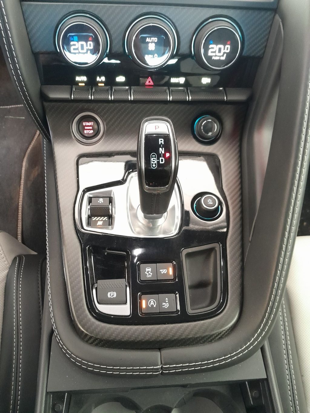 JAGUAR F-Type 5.0 P575CV AWD AUTO R - 15