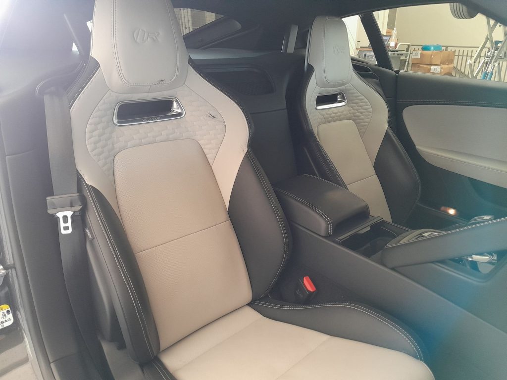 JAGUAR F-Type 5.0 P575CV AWD AUTO R - 18