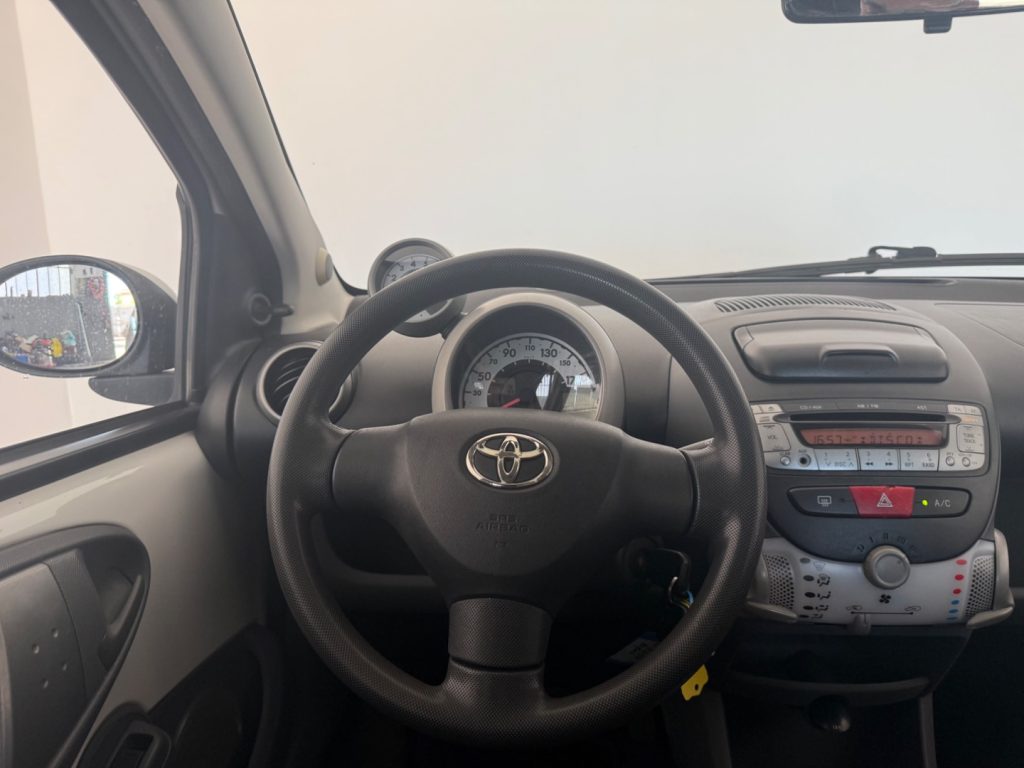 TOYOTA Aygo 1.0 12V .VVT-i 5 porte - 2