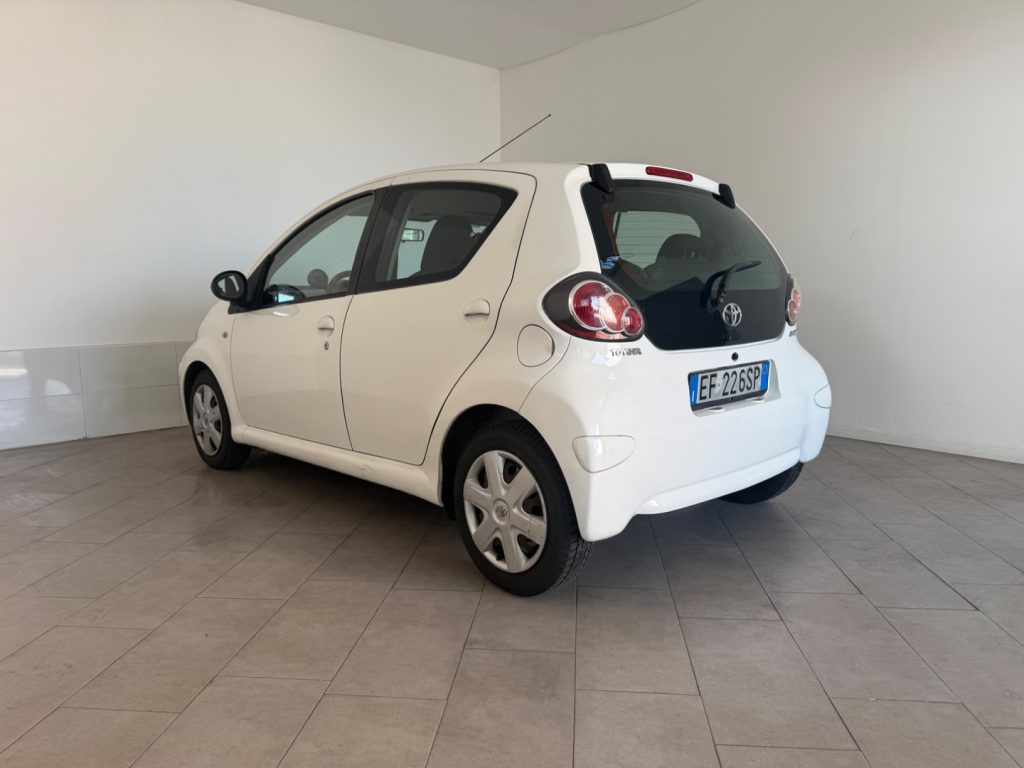 TOYOTA Aygo 1.0 12V .VVT-i 5 porte - 9
