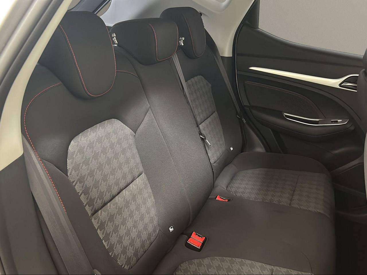 MG ZS 1.5 VTi-tech Comfort - 12