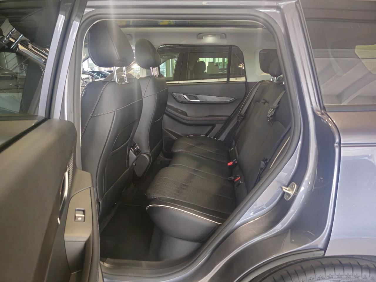 JAECOO J5 1.5 TGDI 2 MOTORI EV EXCLUSIVE 224CV - 6