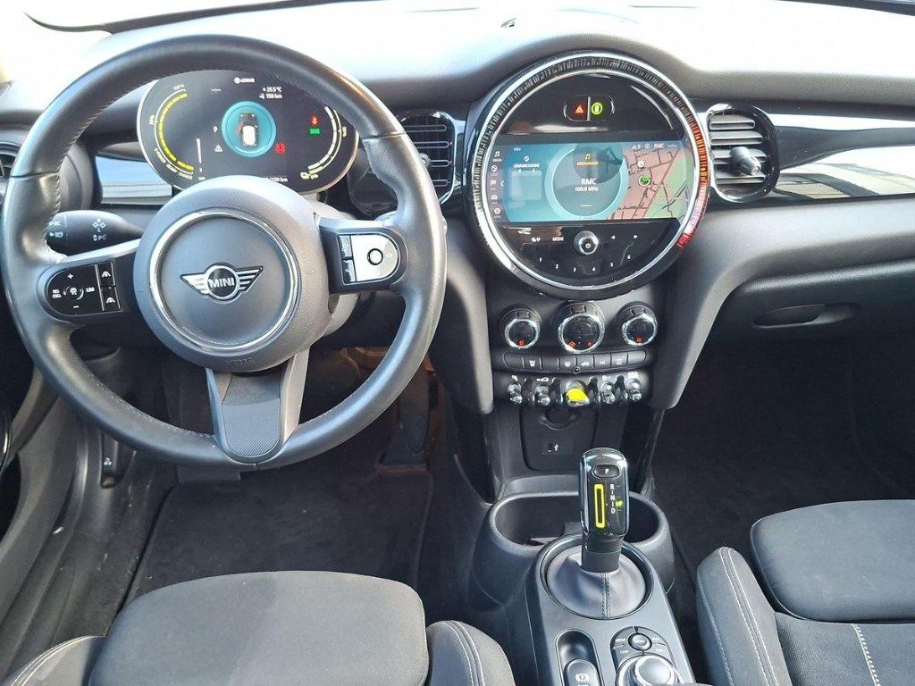 MINI Cooper SE Classic - 8