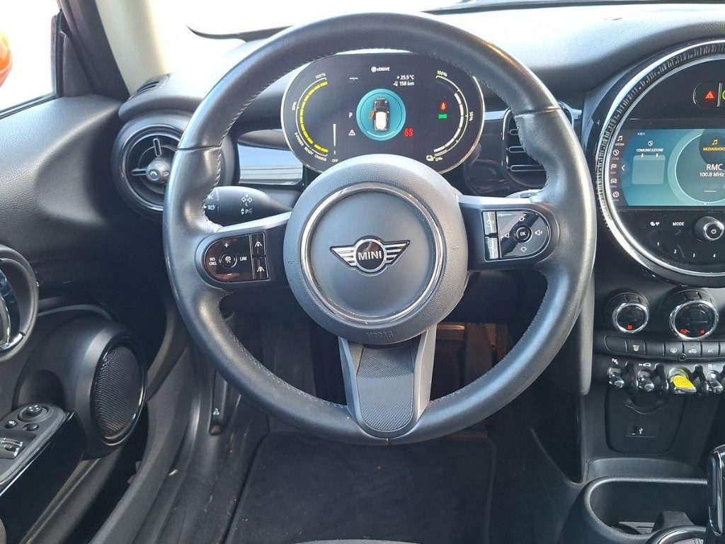 MINI Cooper SE Classic - 13