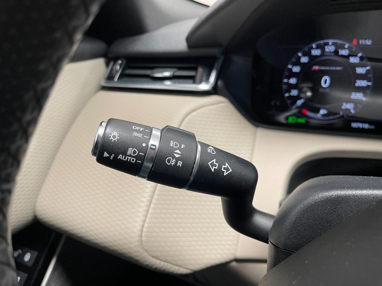 Range Rover Velar 34