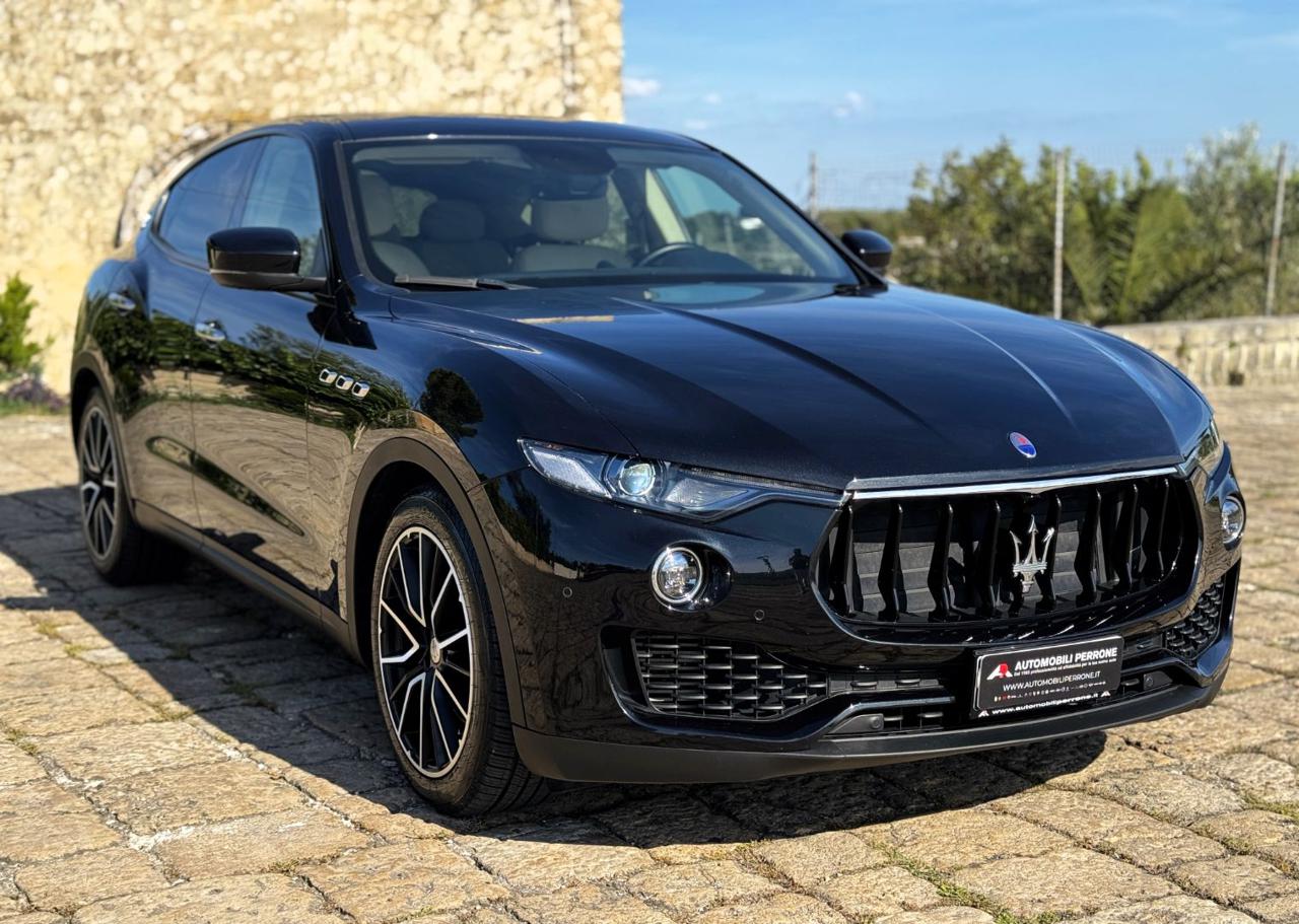 MASERATI Levante V6 Diesel 250cv AWD Granlusso (Tetto/APP/Retro) - 19