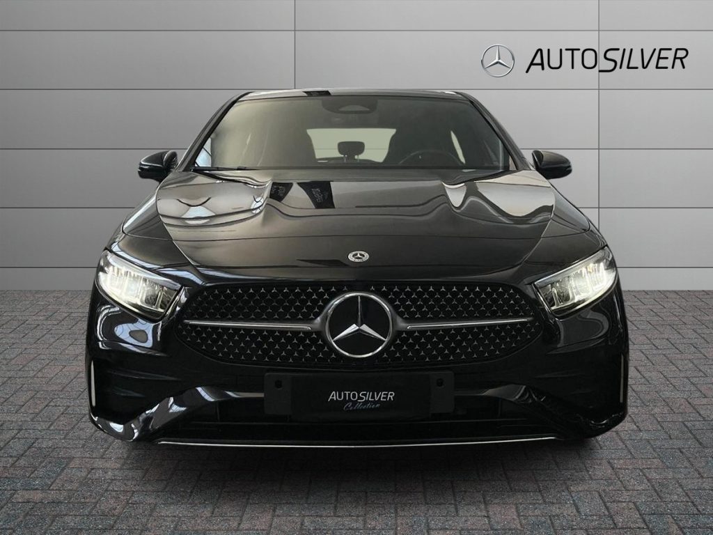 MERCEDES-BENZ A 180 d Automatic AMG Line Advanced Plus - 3