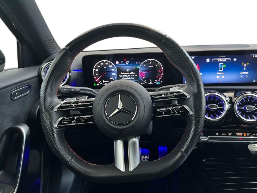 MERCEDES-BENZ A 180 d Automatic AMG Line Advanced Plus - 11
