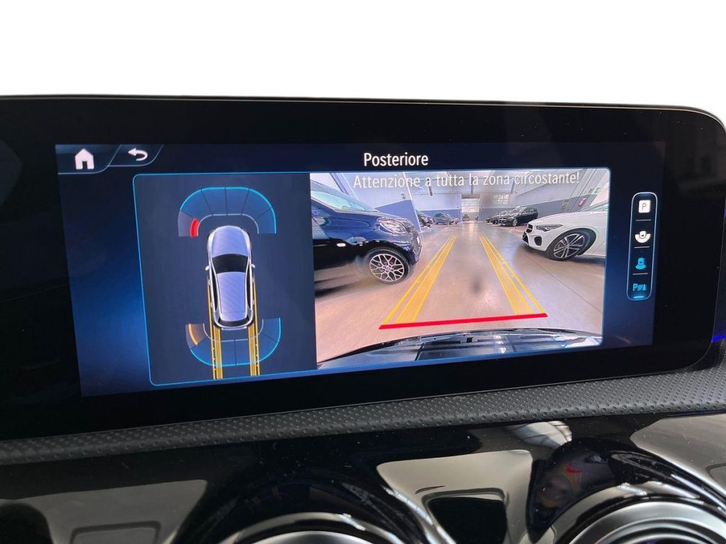 MERCEDES-BENZ A 180 d Automatic AMG Line Advanced Plus - 12