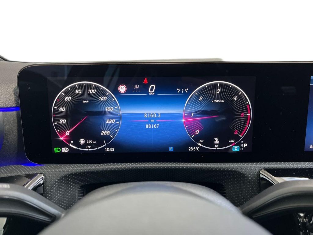 MERCEDES-BENZ A 180 d Automatic AMG Line Advanced Plus - 8