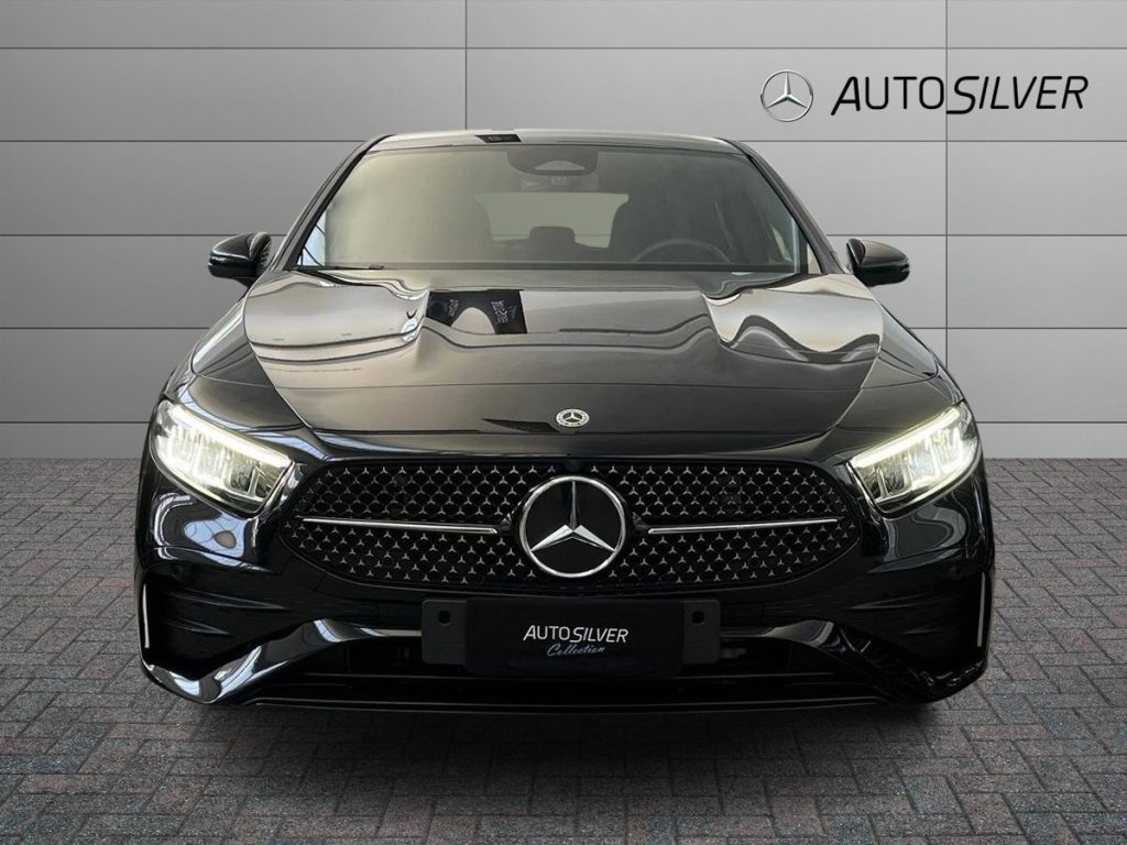 MERCEDES-BENZ A 180 d Automatic AMG Line Advanced Plus - 3