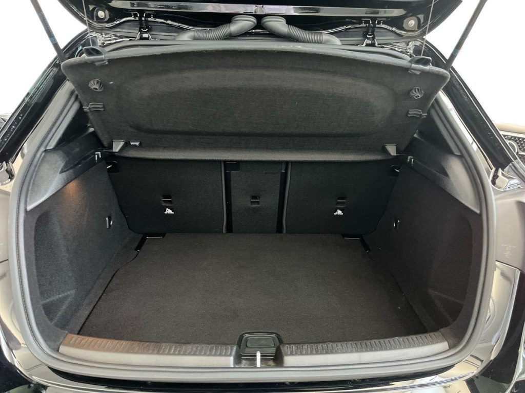 MERCEDES-BENZ A 180 d Automatic AMG Line Advanced Plus - 13