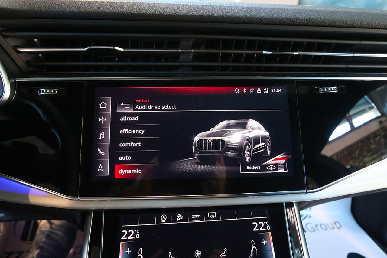 AUDI Q8 50 TDI Quattro Tiptronic Sport S-Line - 26