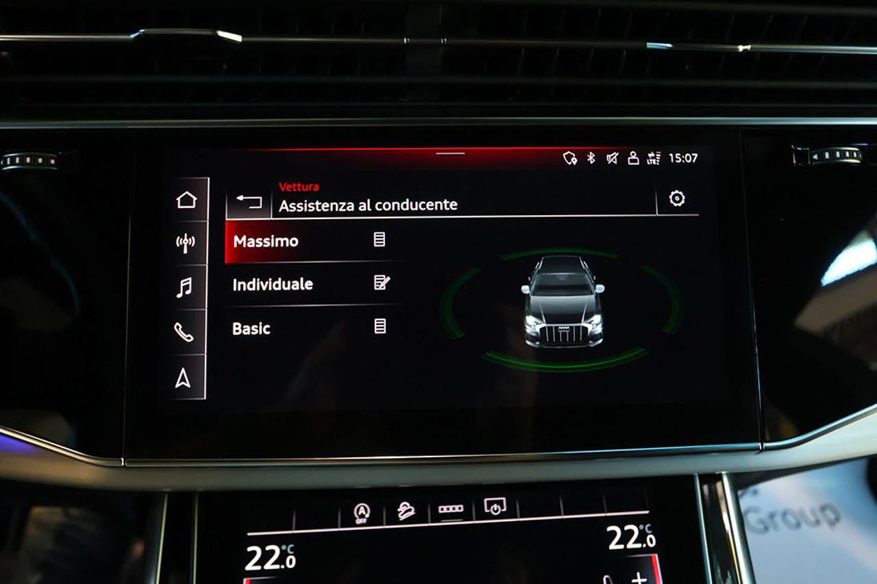 AUDI Q8 50 TDI Quattro Tiptronic Sport S-Line - 32