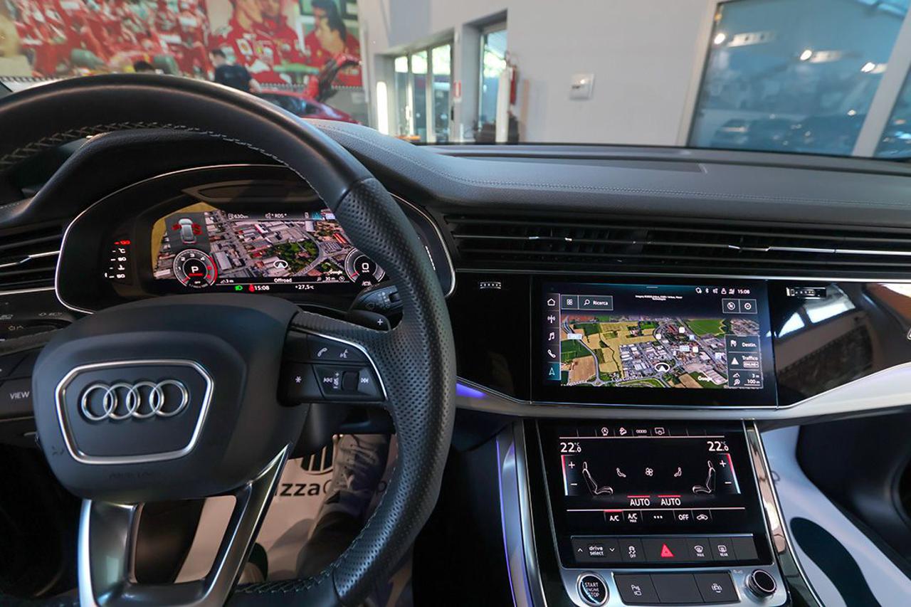 AUDI Q8 50 TDI Quattro Tiptronic Sport S-Line - 37