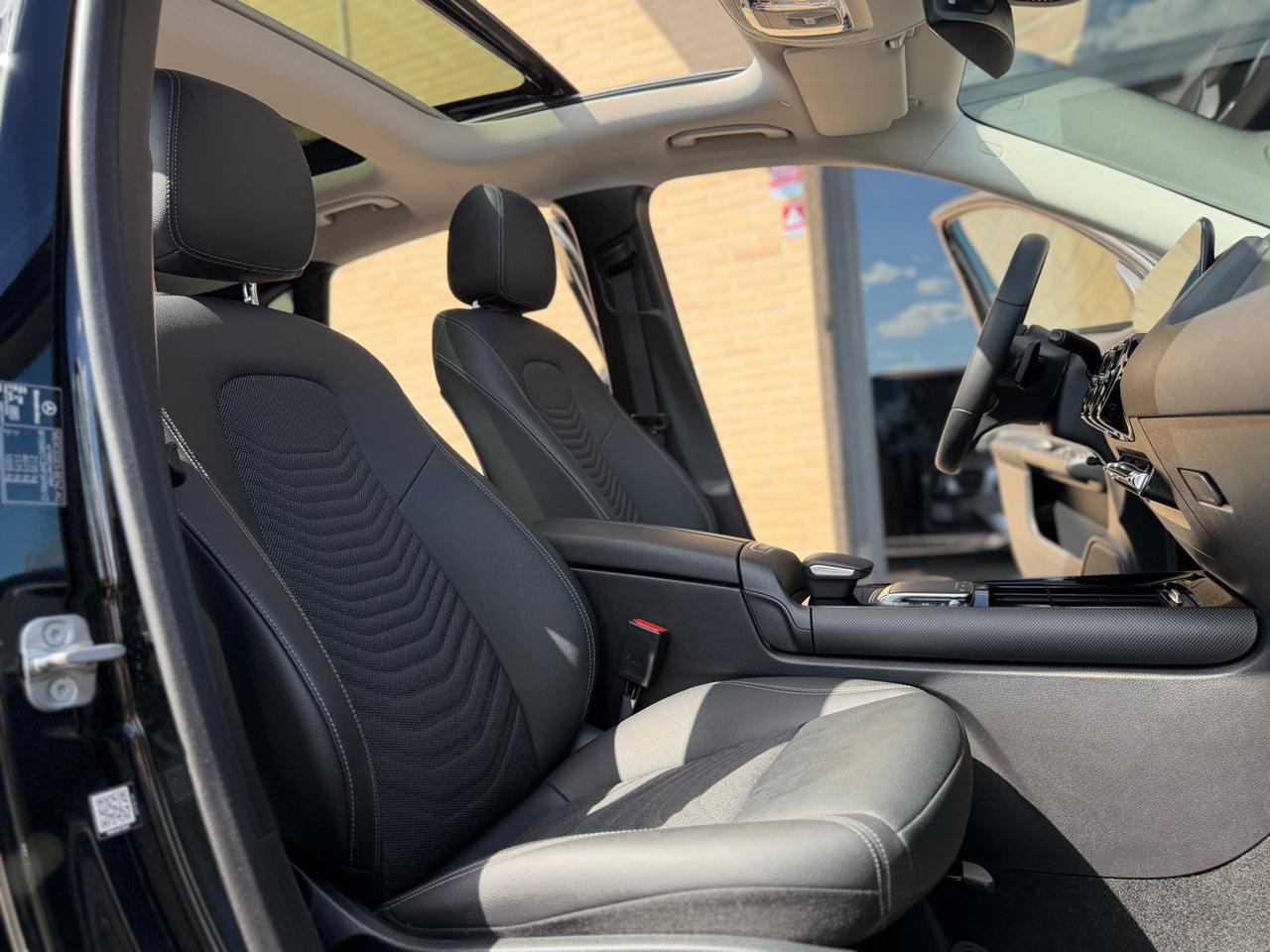 MERCEDES-BENZ GLA 200 d Automatic Business (TETTO) NESSUN VINCOLO - 11