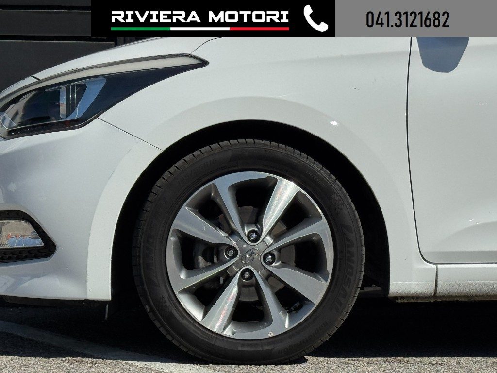 HYUNDAI i20 1.2 84 CV 5 porte Comfort - 13