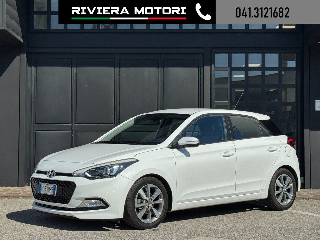 HYUNDAI i20 1.2 84 CV 5 porte Comfort - 16
