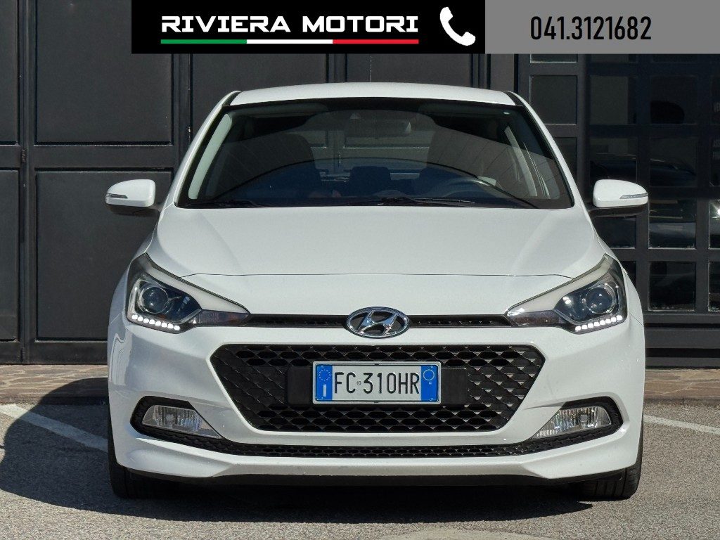 HYUNDAI i20 1.2 84 CV 5 porte Comfort - 2