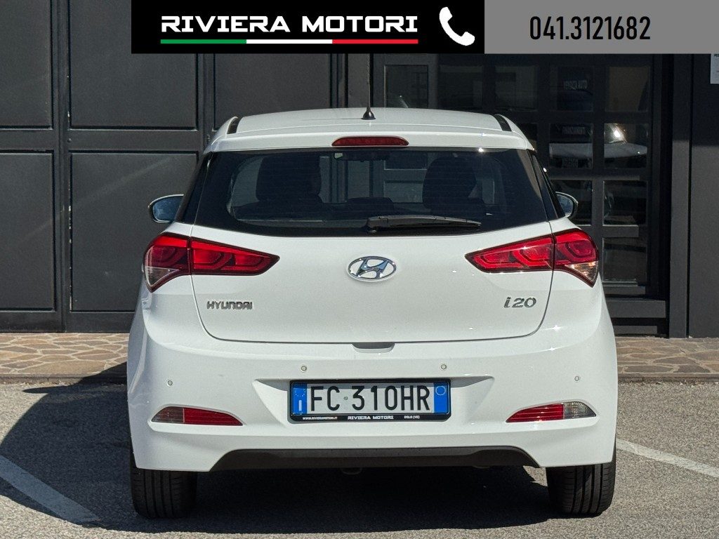 HYUNDAI i20 1.2 84 CV 5 porte Comfort - 11