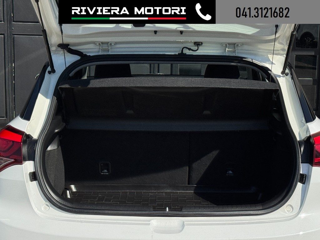 HYUNDAI i20 1.2 84 CV 5 porte Comfort - 10