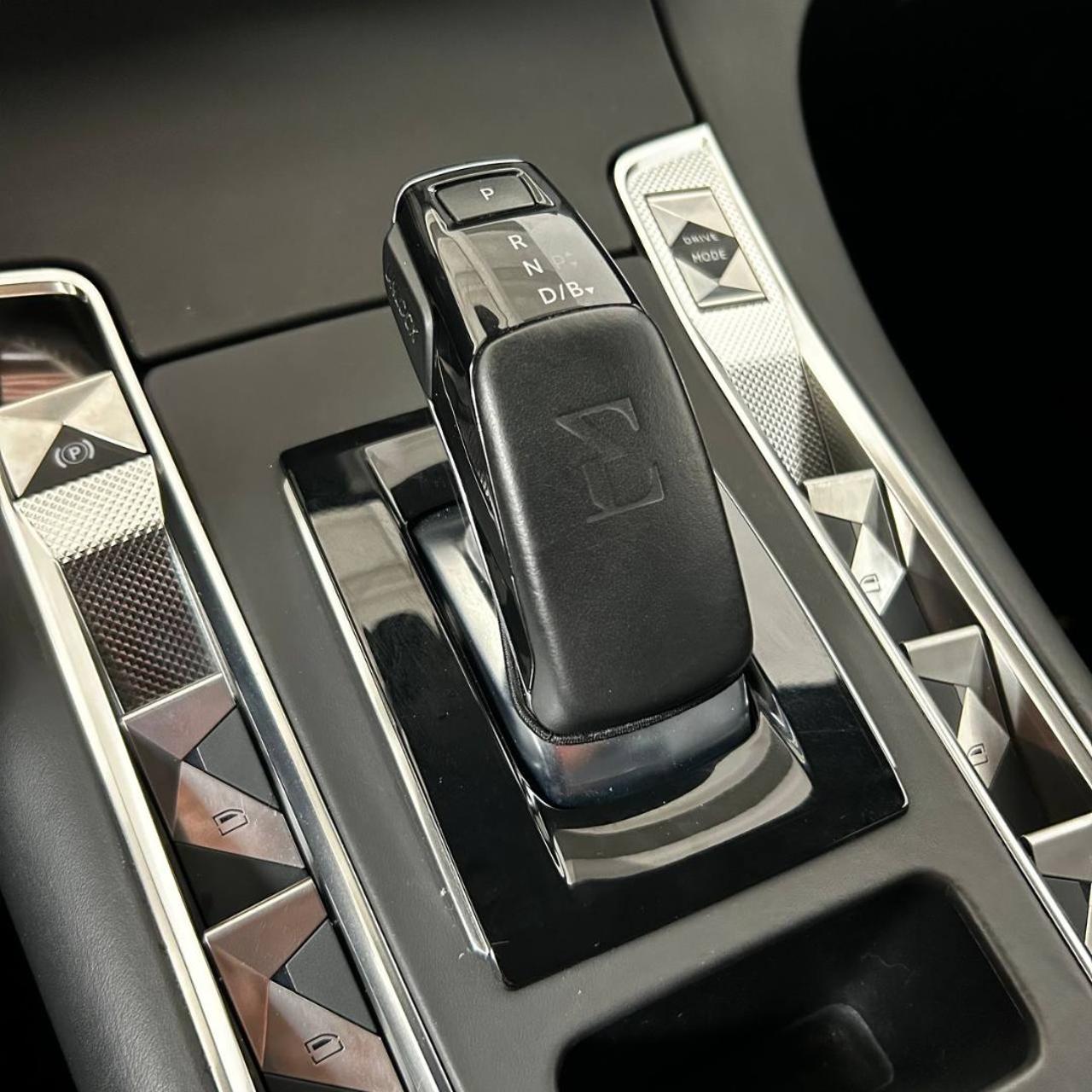 DS AUTOMOBILES DS 7 Crossback E-Tense 4x4 Prestige TETTO APRIBILE - 29