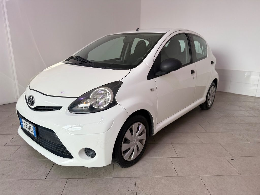 TOYOTA Aygo 1.0 12V VVT-i 5 porte Cool Soda Connect - 3