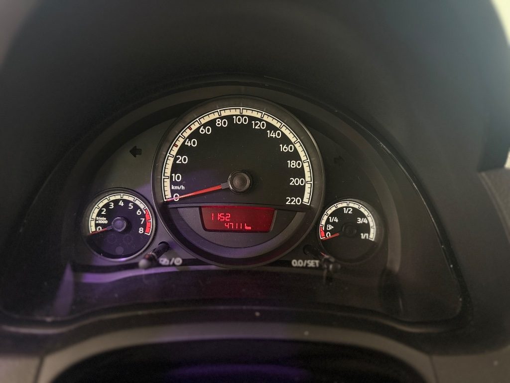 VOLKSWAGEN up! 1.0 5p. move up! BlueMotion Technology - 18