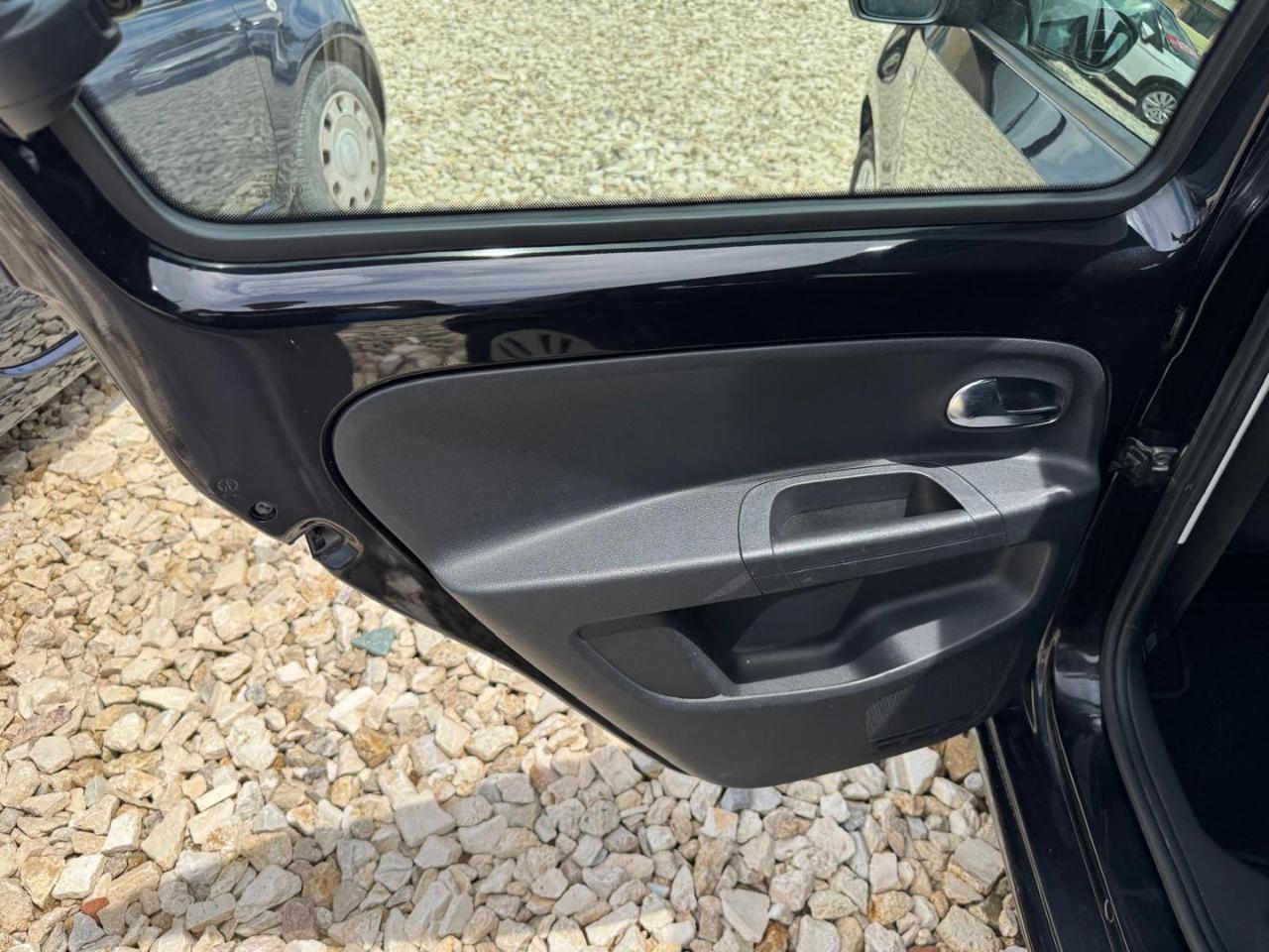 VOLKSWAGEN up! 1.0 5p. eco take up! BlueMotion Technology METANO - 13