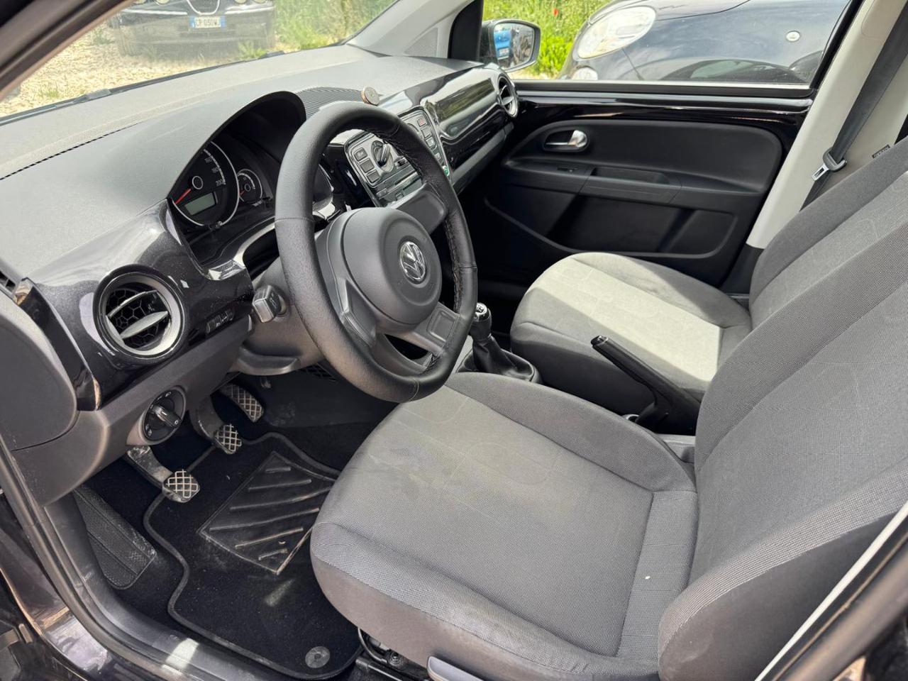 VOLKSWAGEN up! 1.0 5p. eco take up! BlueMotion Technology METANO - 9